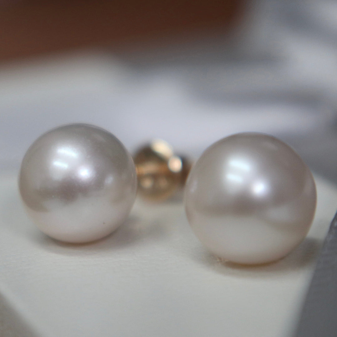 Mathieu Blanchard Boucles d’oreilles perles d’eau douce et or 14K
