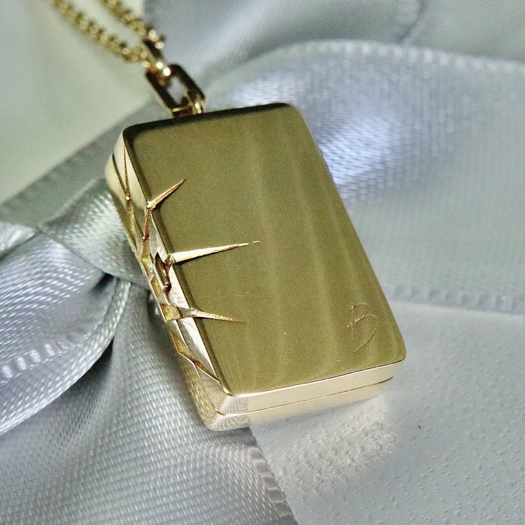 Mathieu Blanchard Collier porte-photo en or 14K et diamants