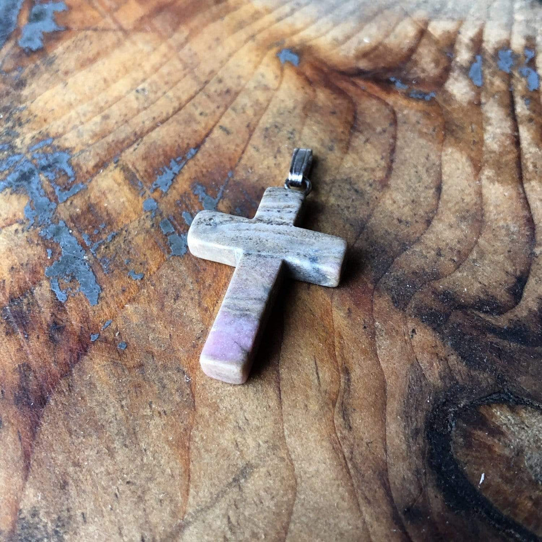 - Pendentif croix en pierre et argent
