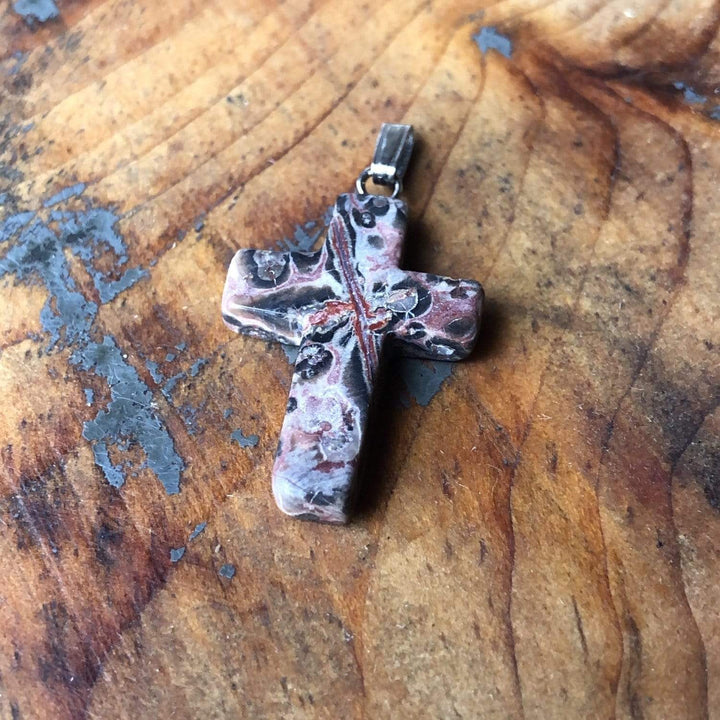 - Pendentif croix en pierre et argent
