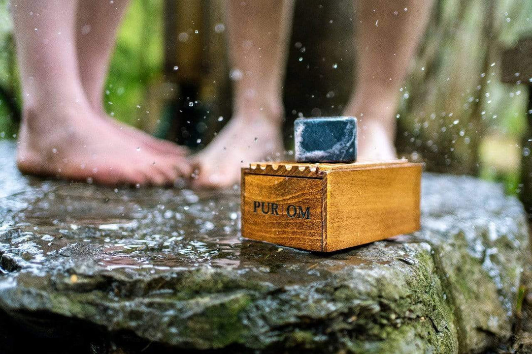 Pur Om Boîte à barre en bois