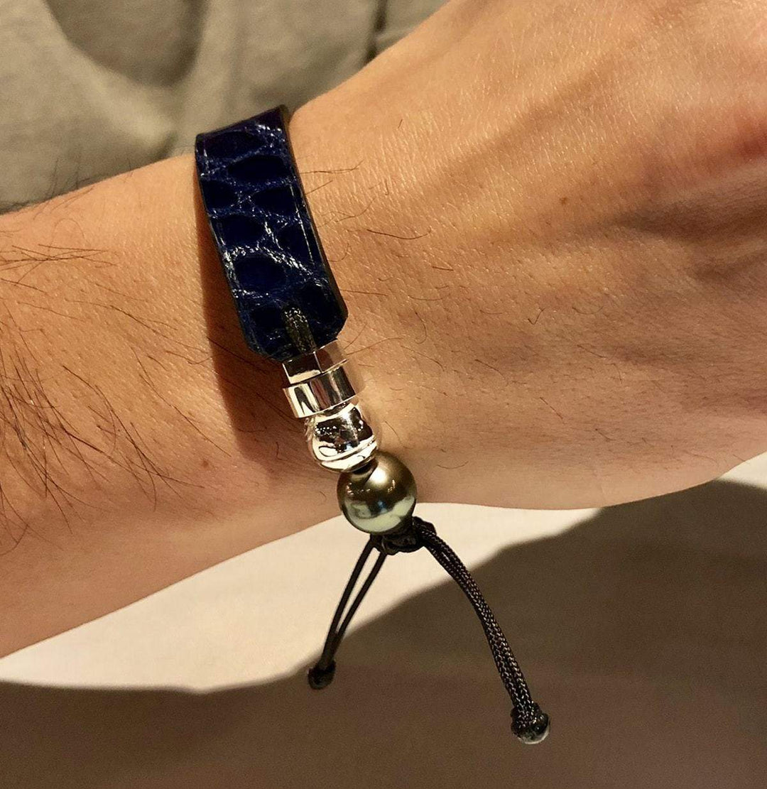 Romeo J. Bracelet en cuir de crocodile, perle de Tahiti  et argent