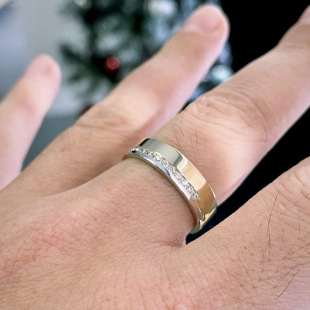 RPM Bague jonc CZ en or jaune 10K