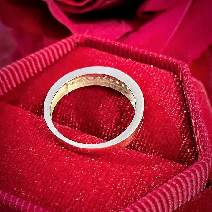 RPM Bague jonc CZ en or jaune 10K