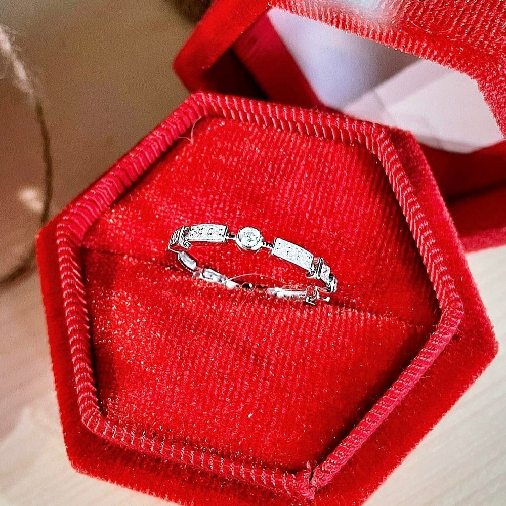 RPM Grandeur 7.5 Bague en or blanc 14K et diamants - 35pts
