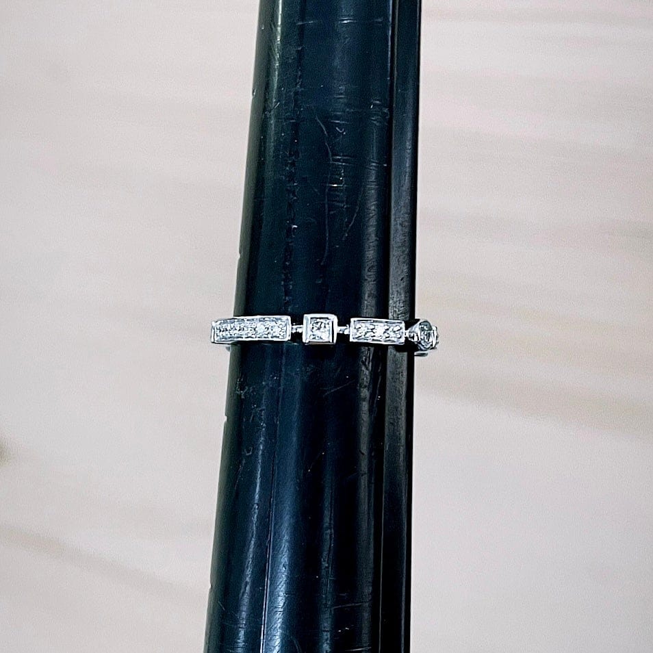 RPM Grandeur 7.5 Bague en or blanc 14K et diamants - 35pts